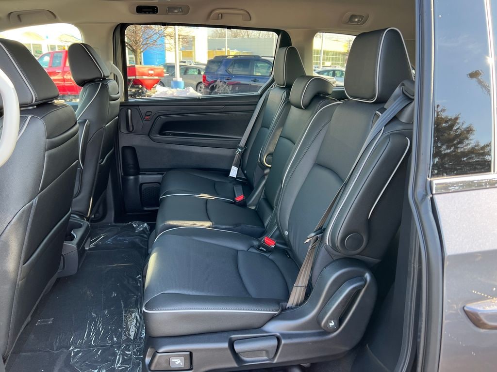 New 2026 Honda Odyssey Elite Van Passenger