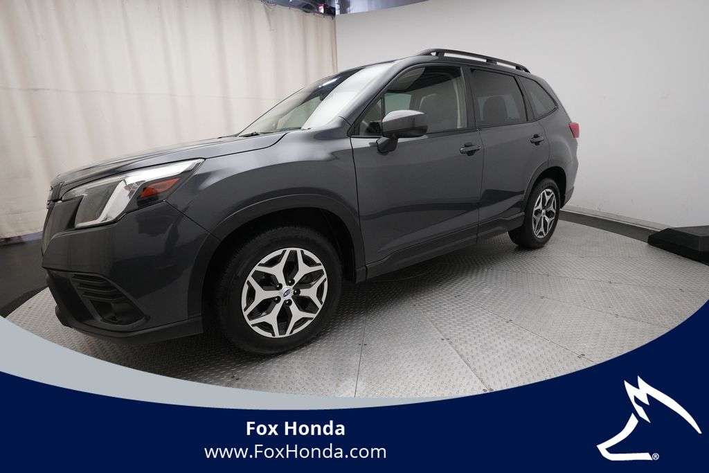 2023 Subaru Forester Premium AWD photo
