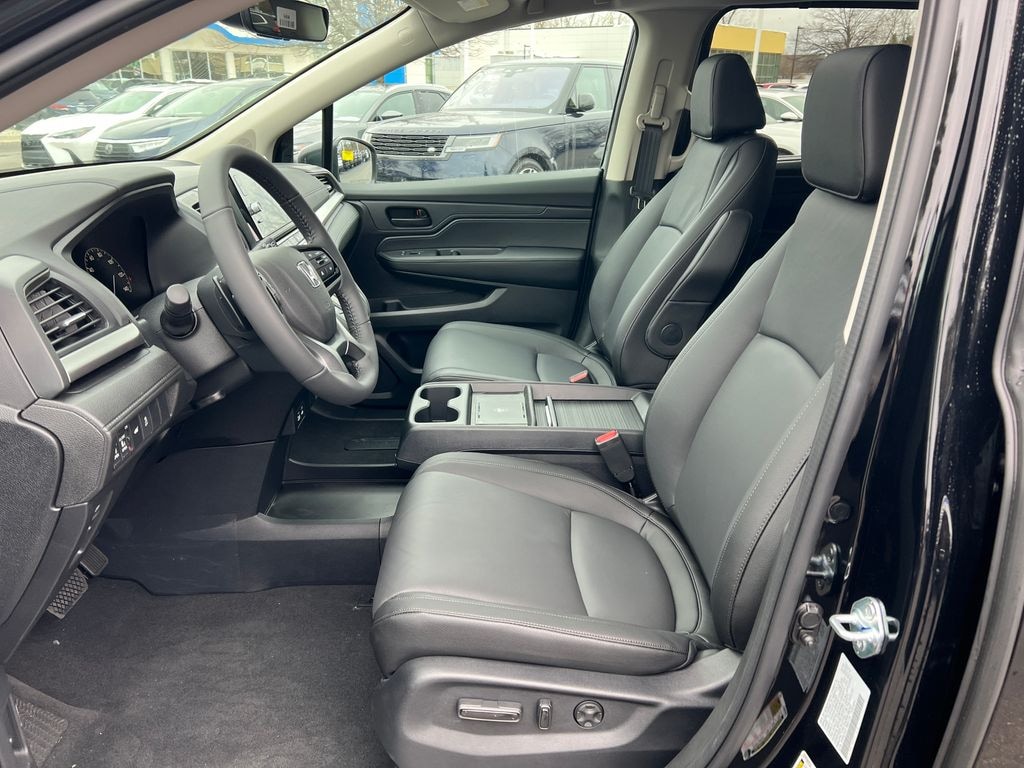 New 2026 Honda Odyssey EX-L Van Passenger