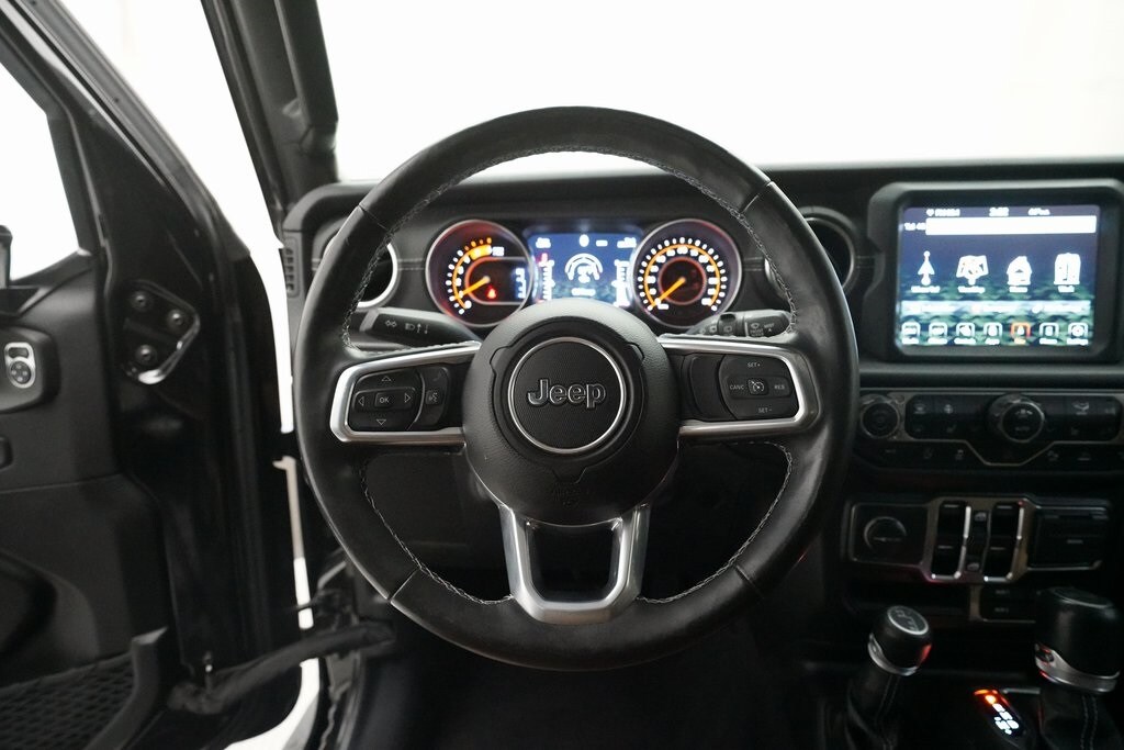 2021 Jeep Wrangler Unlimited Sahara photo 4