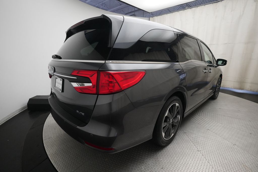 2024 Honda Odyssey Elite - Photo 13