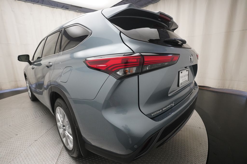 2023 Toyota Highlander Limited - Photo 35