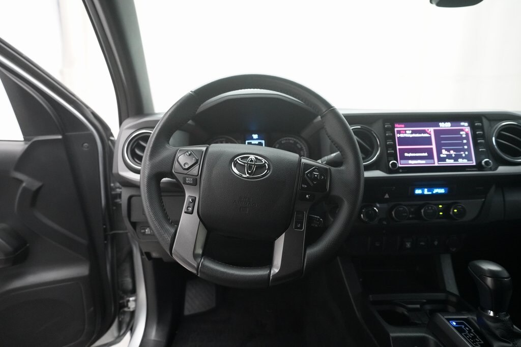 2023 Toyota Tacoma TRD Sport photo 3