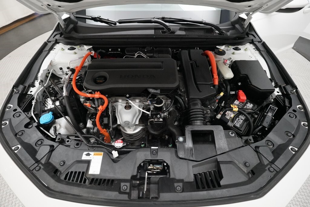 2023 Honda Accord Hybrid Touring photo 3