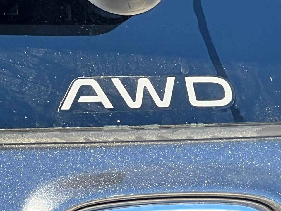 2026 Honda CR-V Hybrid Sport-L photo 2