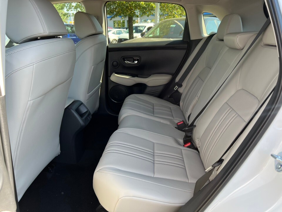 2026 Honda HR-V EX-L photo 4