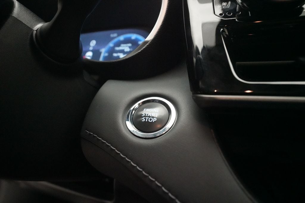 2023 Toyota Highlander Limited - Photo 31