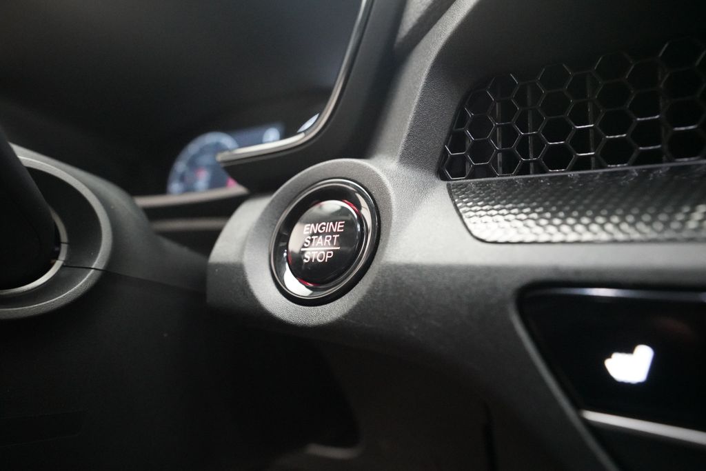 2025 Honda CR-V EX - Photo 29