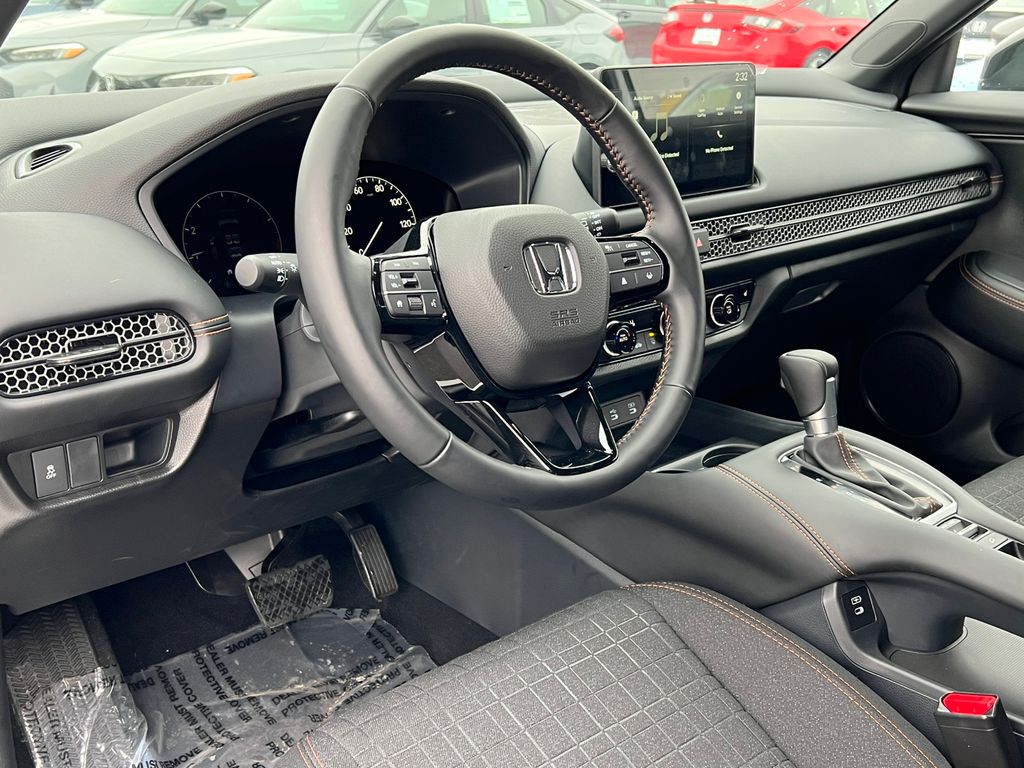 2026 Honda HR-V Sport - Photo 13