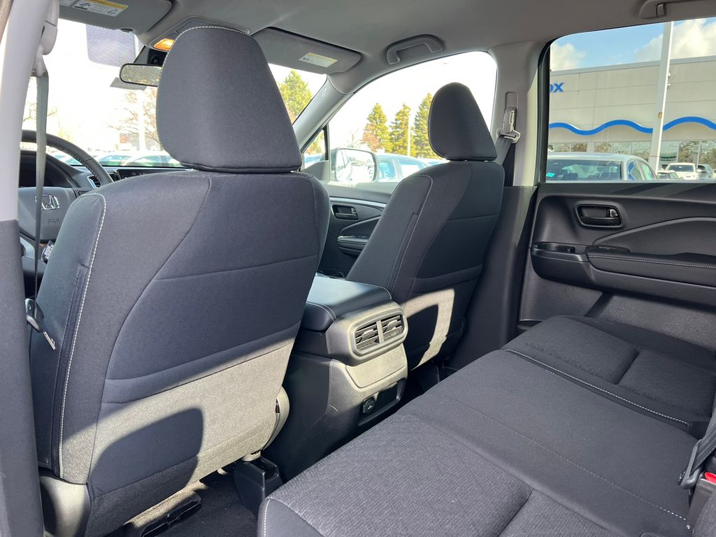 2026 Honda Ridgeline Sport - Photo 29