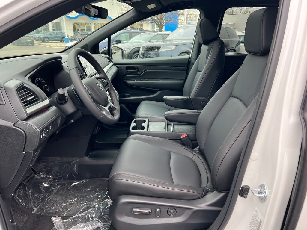 New 2026 Honda Odyssey Sport-L Van Passenger