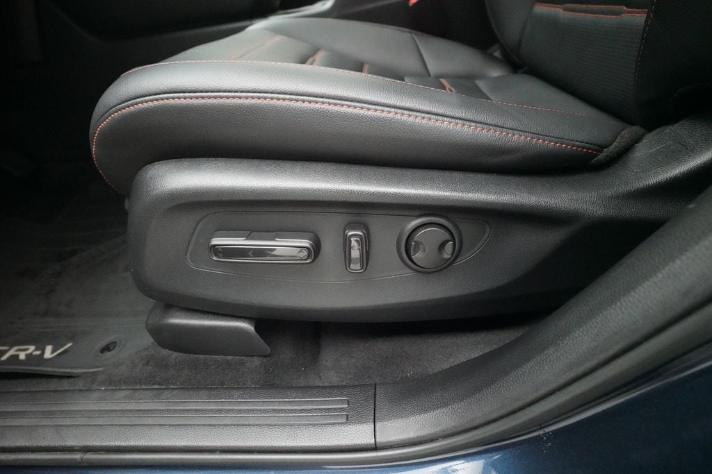 2025 Honda CR-V Sport Touring - Photo 28
