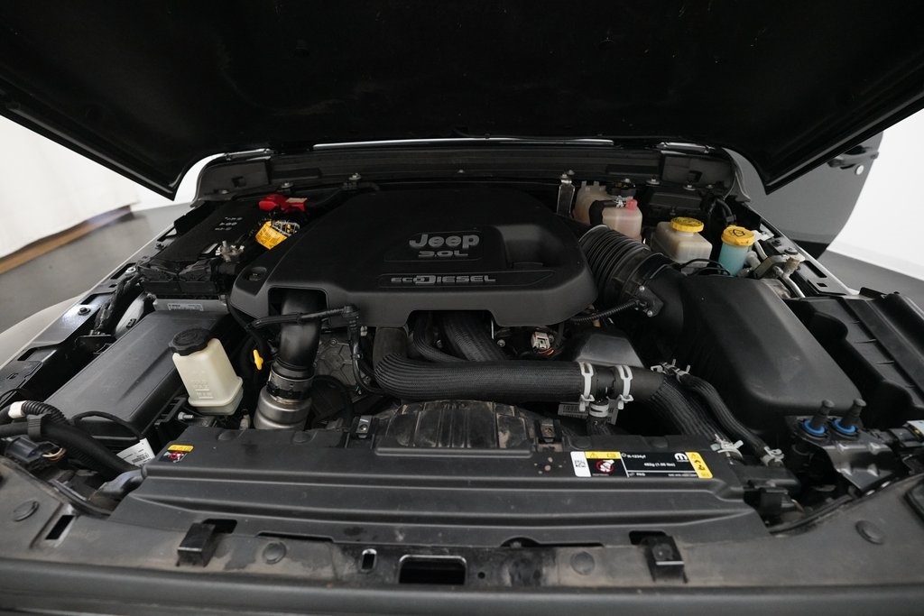 Used 2021 Jeep Wrangler Unlimited Sahara SUV