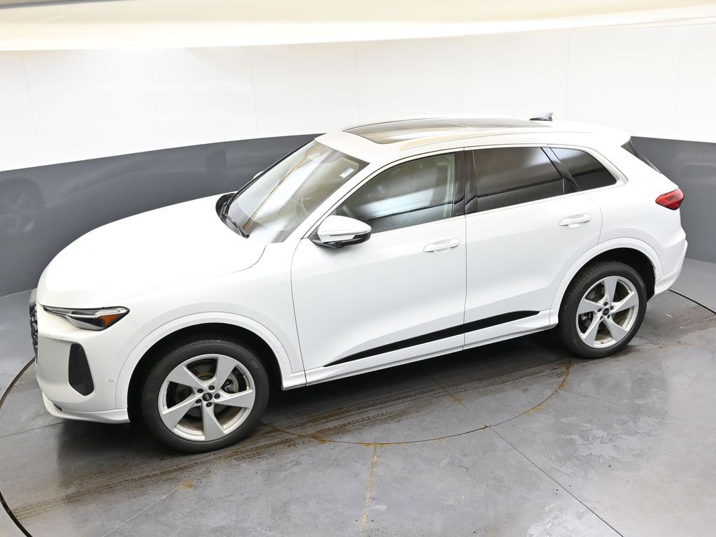 2025 Audi New Q5 Premium Plus - Photo 45