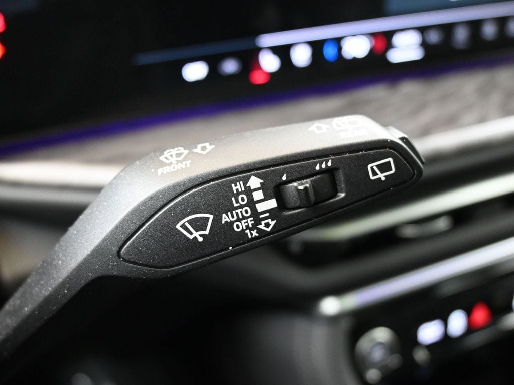 2025 Audi New Q5 Premium Plus - Photo 29