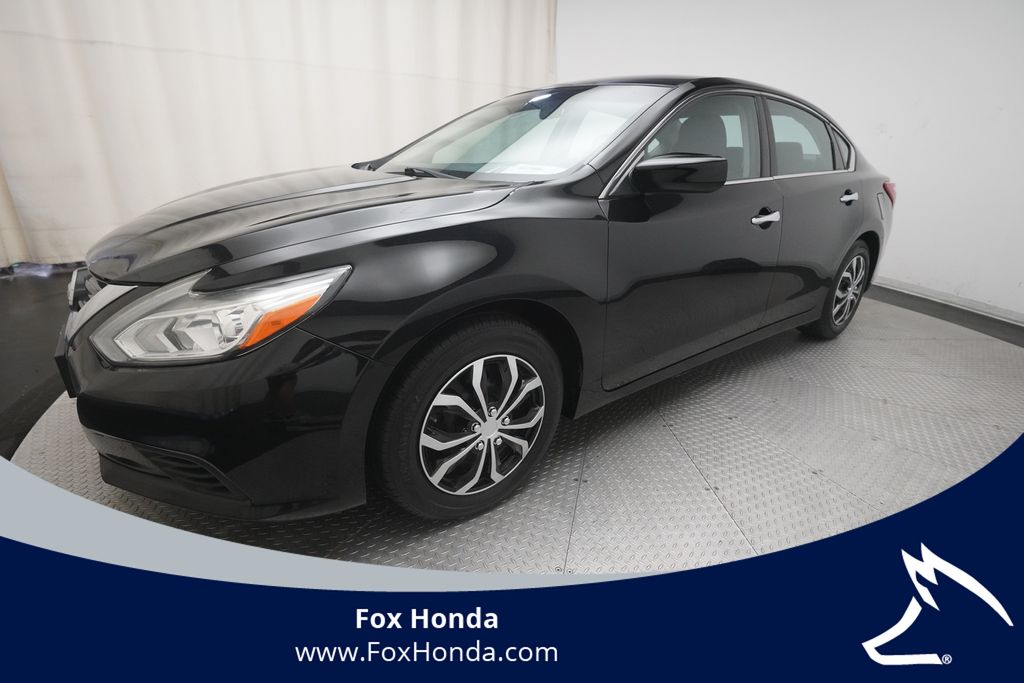 2016 Nissan Altima 2.5 S's photo