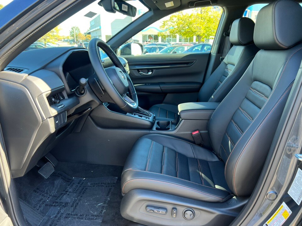 2026 Honda CR-V Hybrid Sport-L photo 4