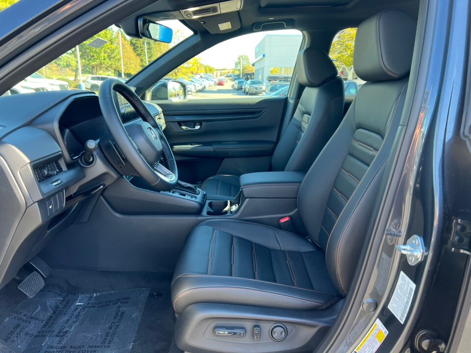 2026 Honda CR-V Hybrid Sport-L photo 4