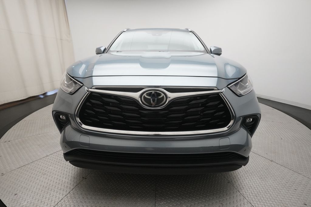2023 Toyota Highlander Limited - Photo 11