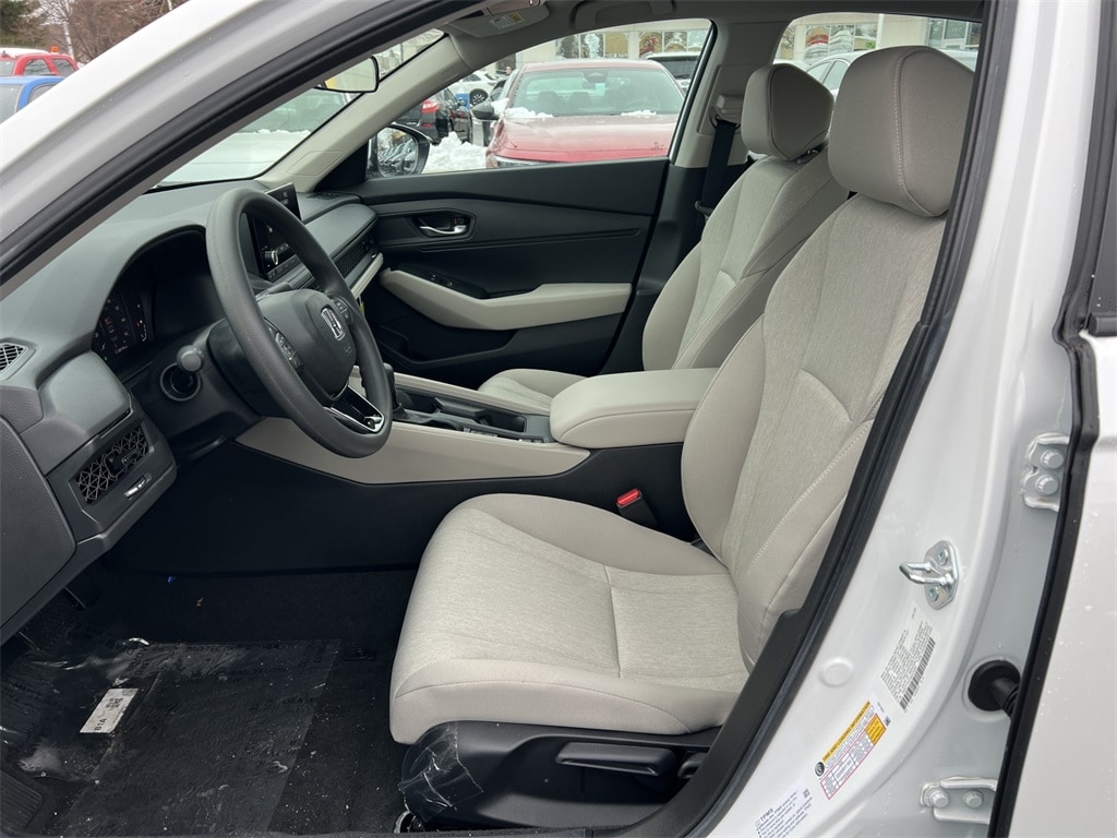 New 2025 Honda Accord LX Sedan