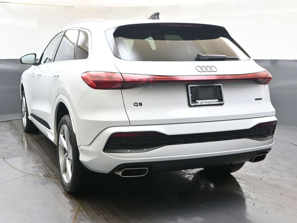2025 Audi New Q5 Premium Plus - Photo 4