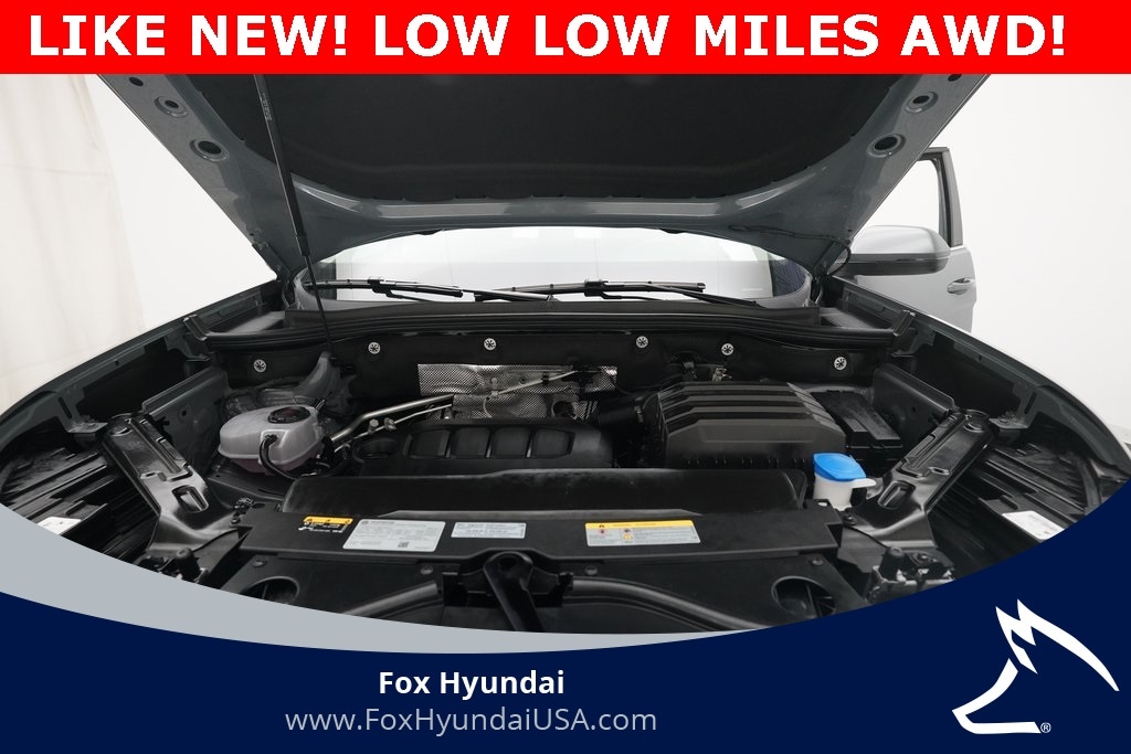 Used 2025 Volkswagen Atlas 2.0T SE w/Technology SUV