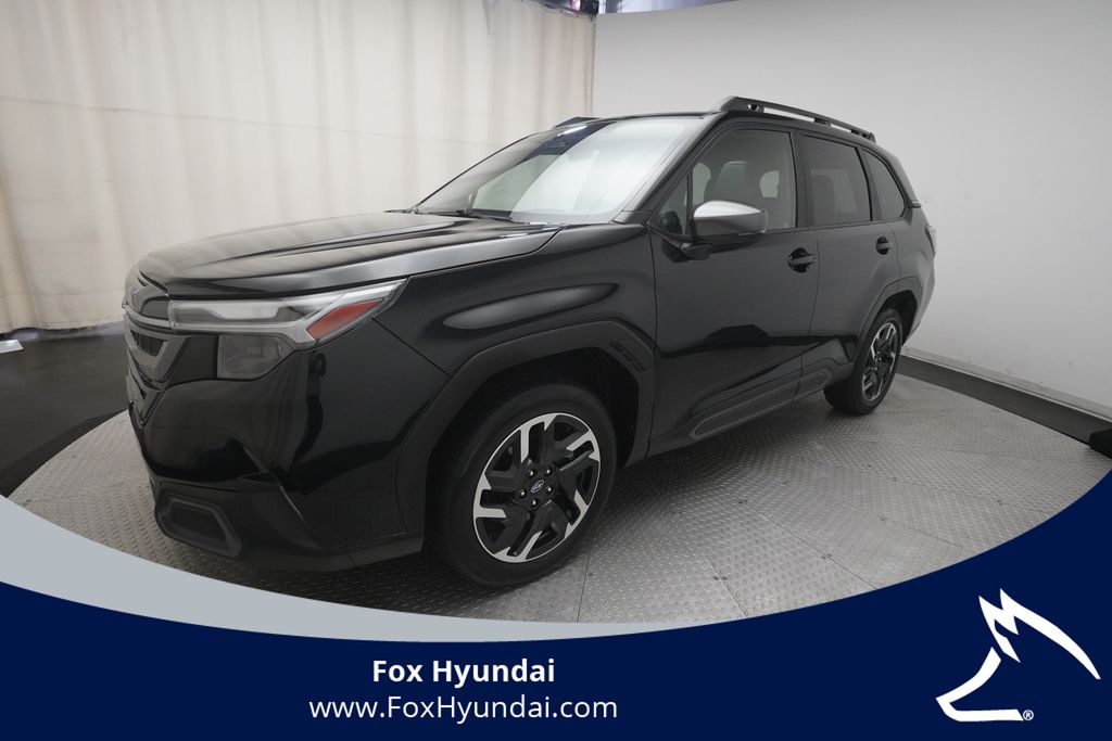2025 Subaru Forester Limited's photo