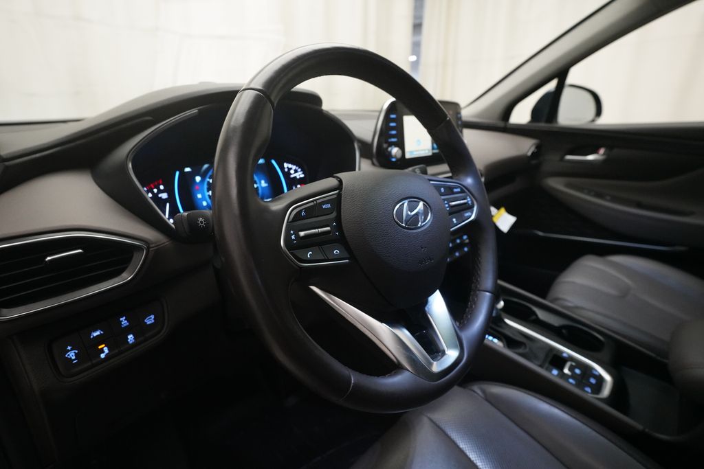 2020 Hyundai Santa Fe Limited - Photo 8