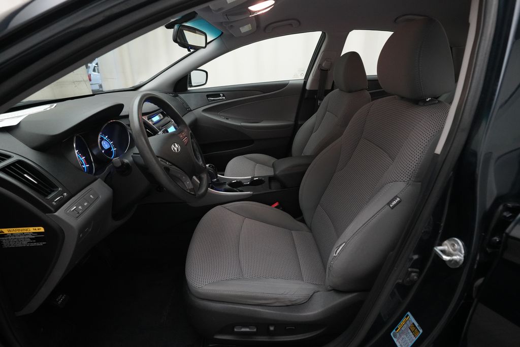 2012 Hyundai Sonata GLS - Photo 7