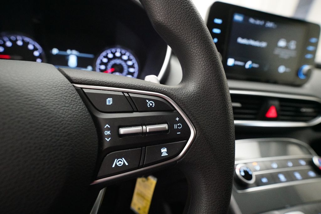 2023 Hyundai Santa Fe SE - Photo 18