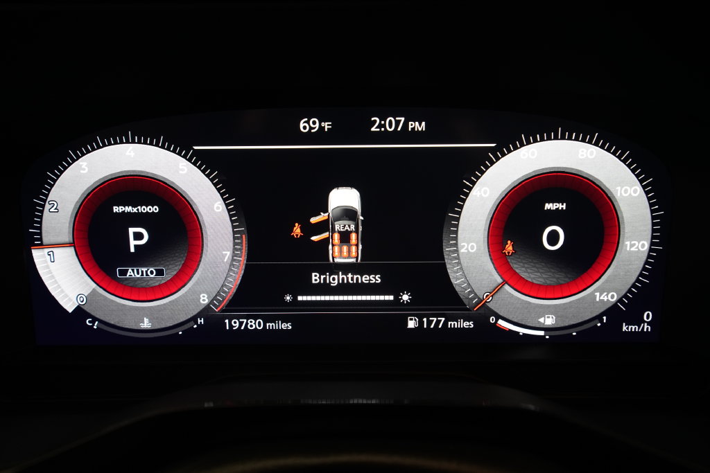 Used 2025 Nissan Pathfinder Platinum SUV