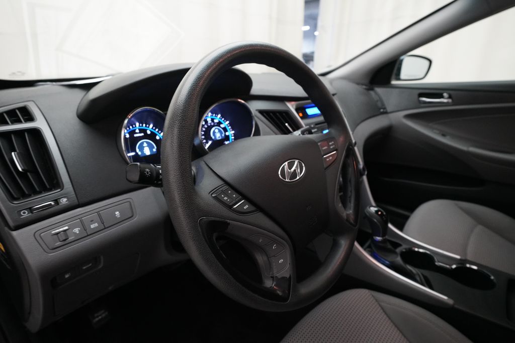 2012 Hyundai Sonata GLS - Photo 8