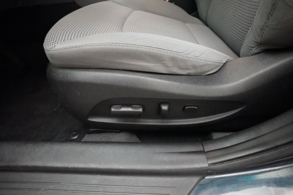2012 Hyundai Sonata GLS - Photo 29