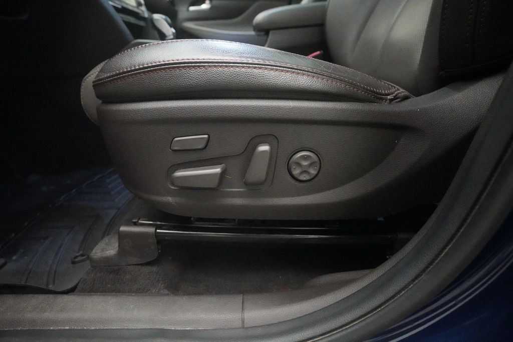 2020 Hyundai Santa Fe Limited - Photo 29
