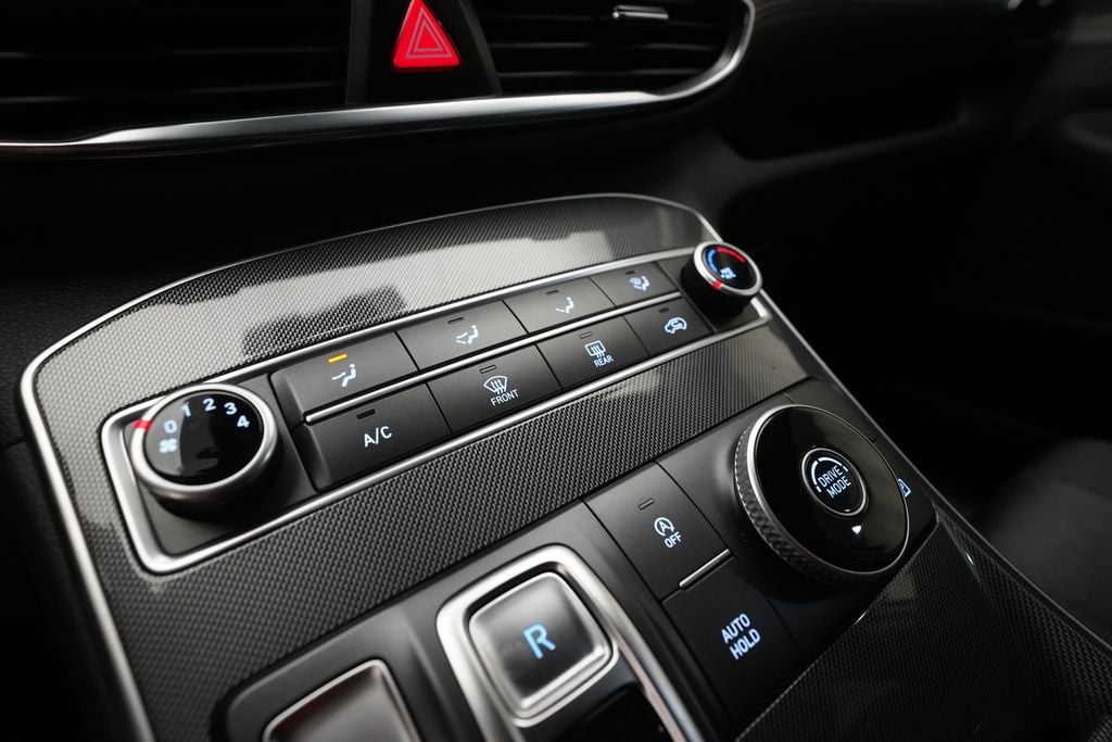 2023 Hyundai Santa Fe SE - Photo 20