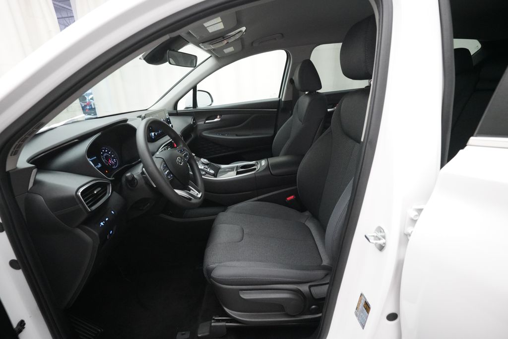 2023 Hyundai Santa Fe SE - Photo 7