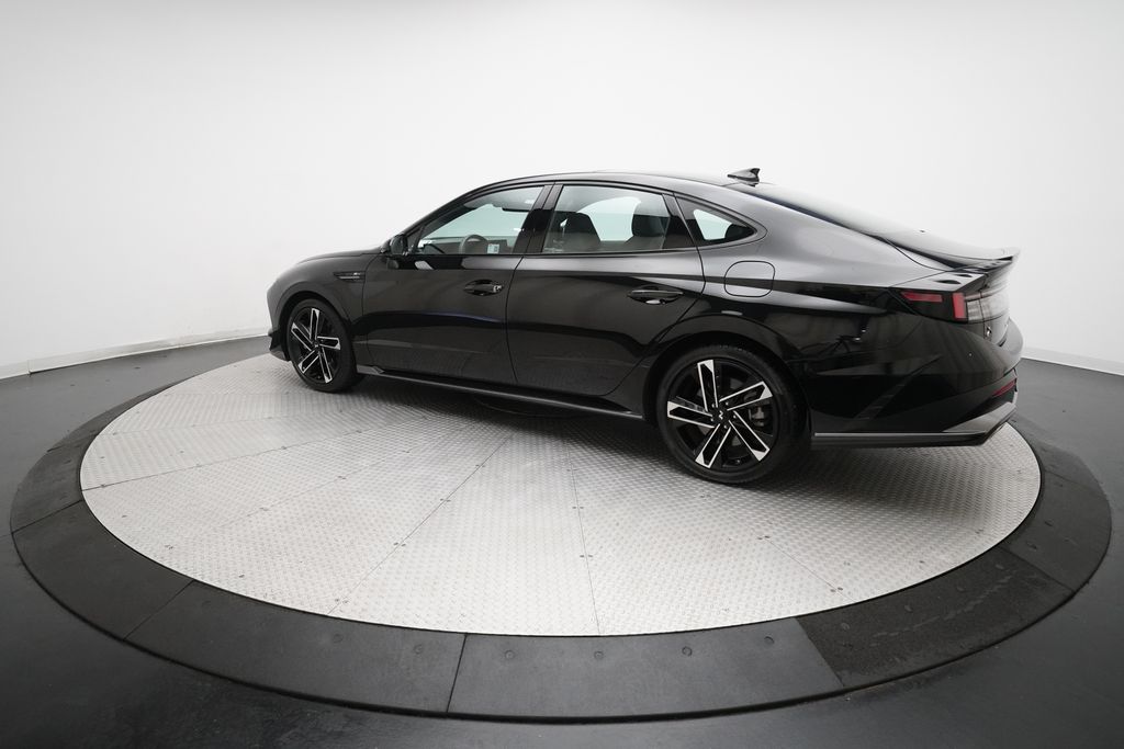 2025 Hyundai Sonata N Line - Photo 32