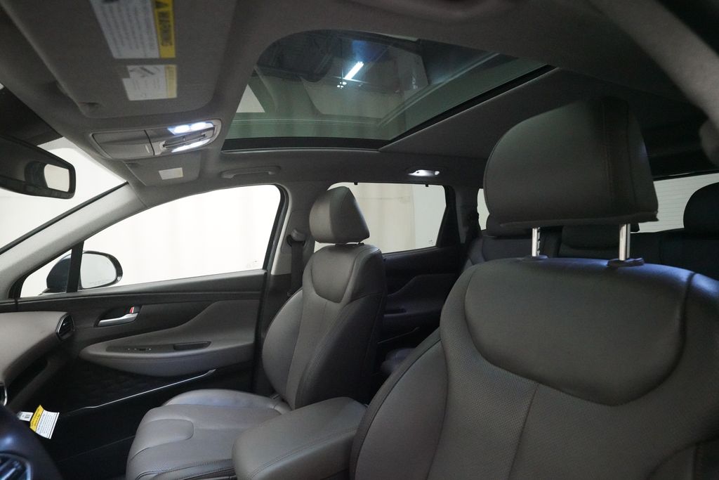 2020 Hyundai Santa Fe Limited - Photo 32