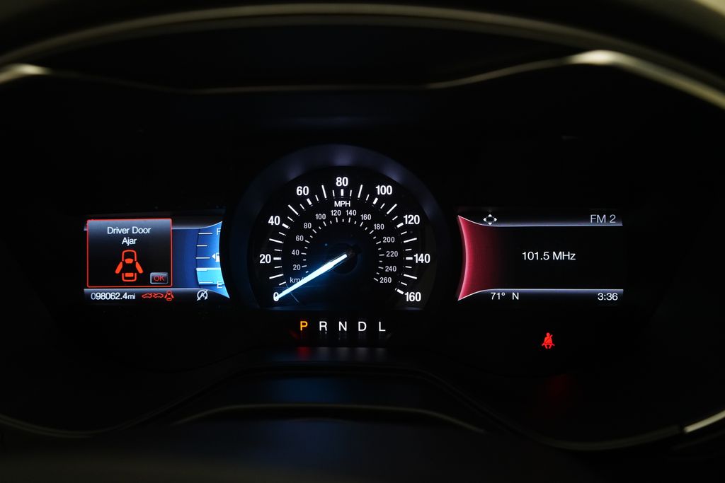 Used 2020 Ford Fusion SE with VIN 3FA6P0HD0LR132389 for sale in Kentwood, MI