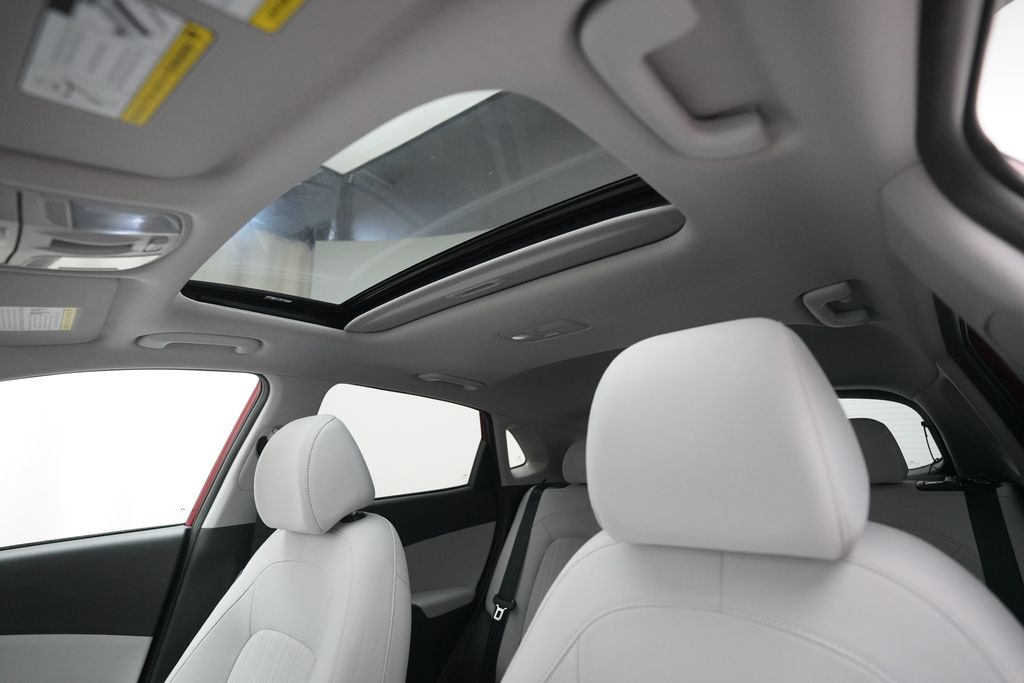 2023 Hyundai Kona SEL - Photo 30