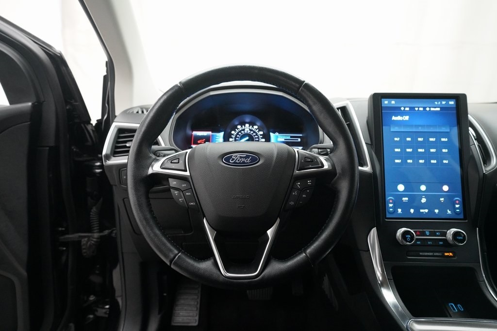 Used 2022 Ford Edge Titanium SUV