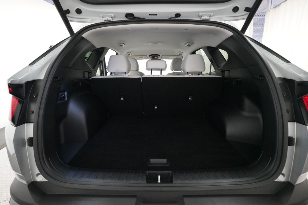 2025 Hyundai Tucson SEL - Photo 10