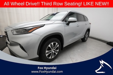 2025 Toyota Highlander XLE SUV