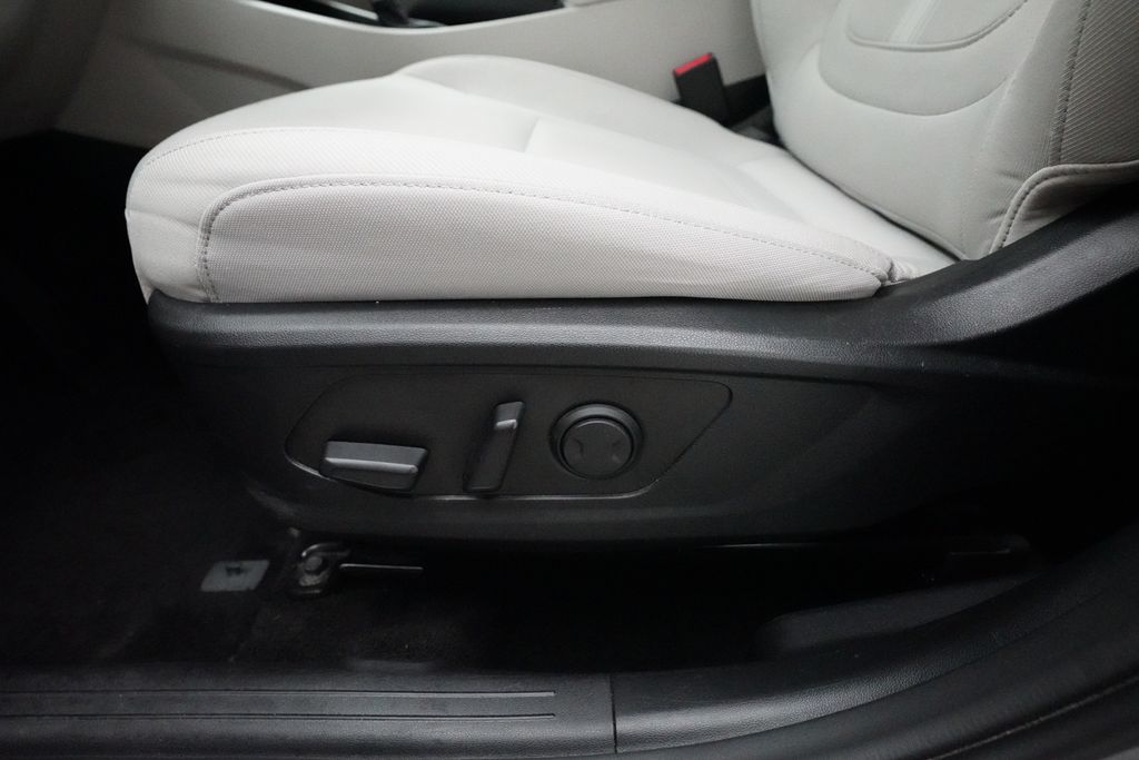 2025 Hyundai Tucson SEL - Photo 29