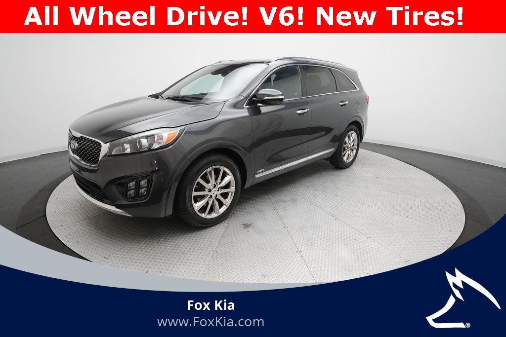 2017 Kia Sorento SXL's photo