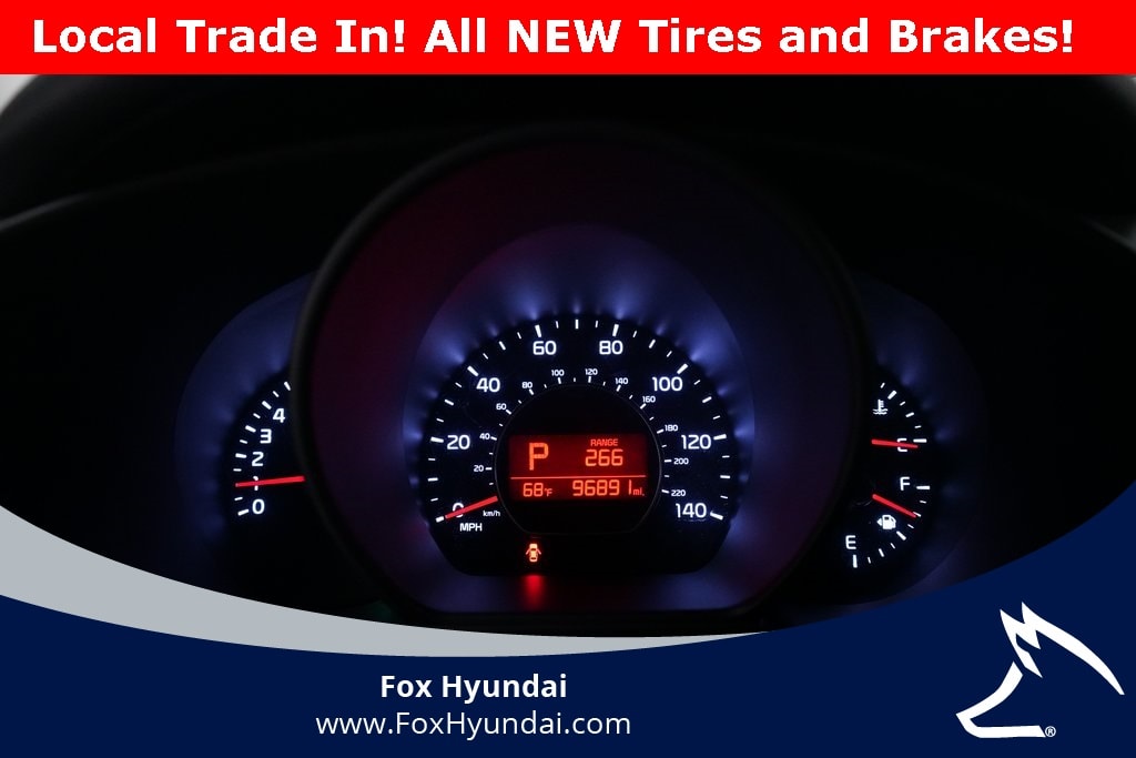 Used 2016 Kia Soul Base with VIN KNDJN2A21G7321418 for sale in Kentwood, MI