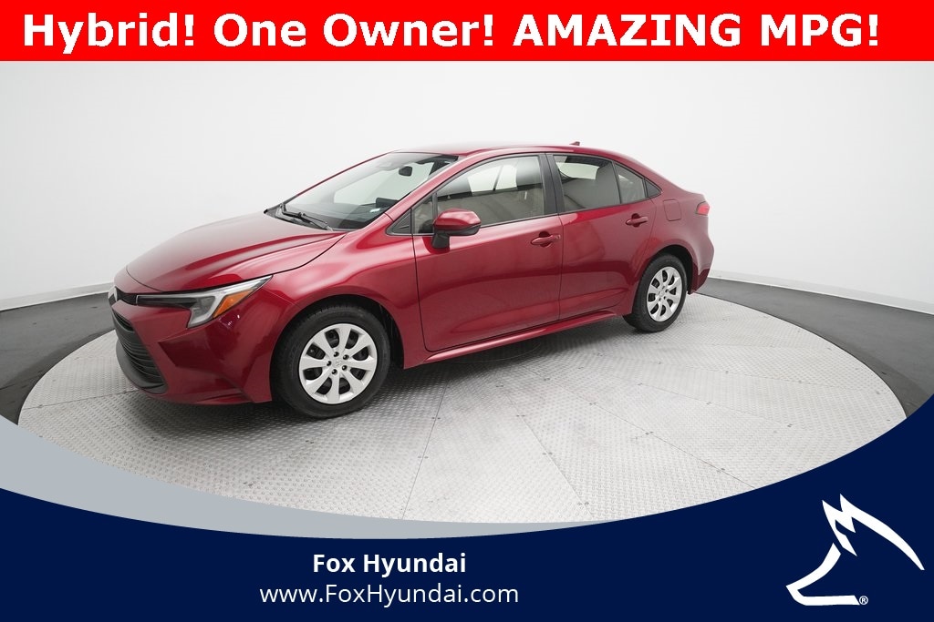 2023 Toyota Corolla LE's photo