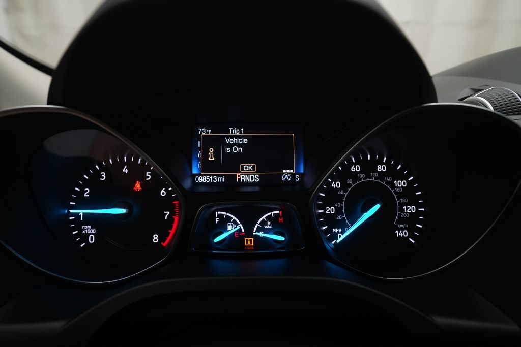 Used 2019 Ford Escape SE with VIN 1FMCU9GD3KUC34381 for sale in Kentwood, MI