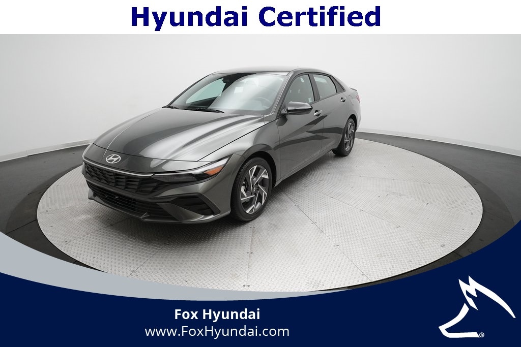 2025 Hyundai Elantra SEL's photo