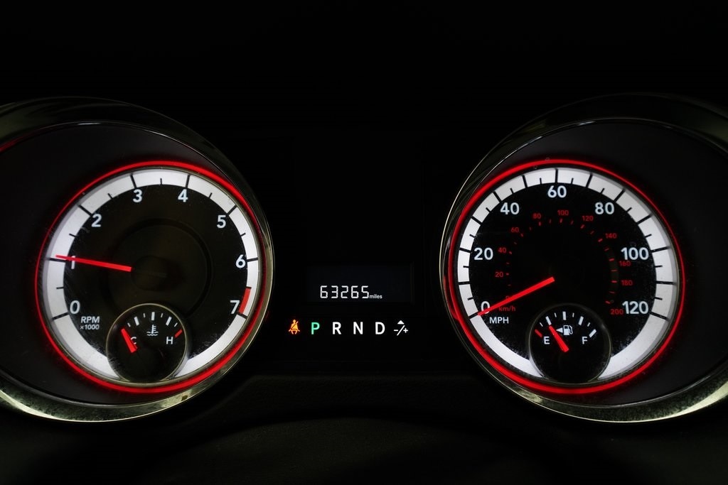 Used 2014 Dodge Grand Caravan SE with VIN 2C4RDGBG5ER355855 for sale in Kentwood, MI